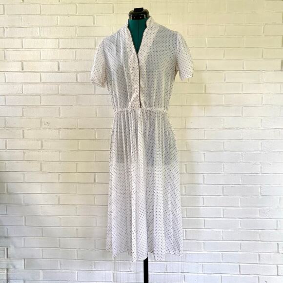 Unknown Dresses & Skirts - Vintage 70s white cotton shirt dress